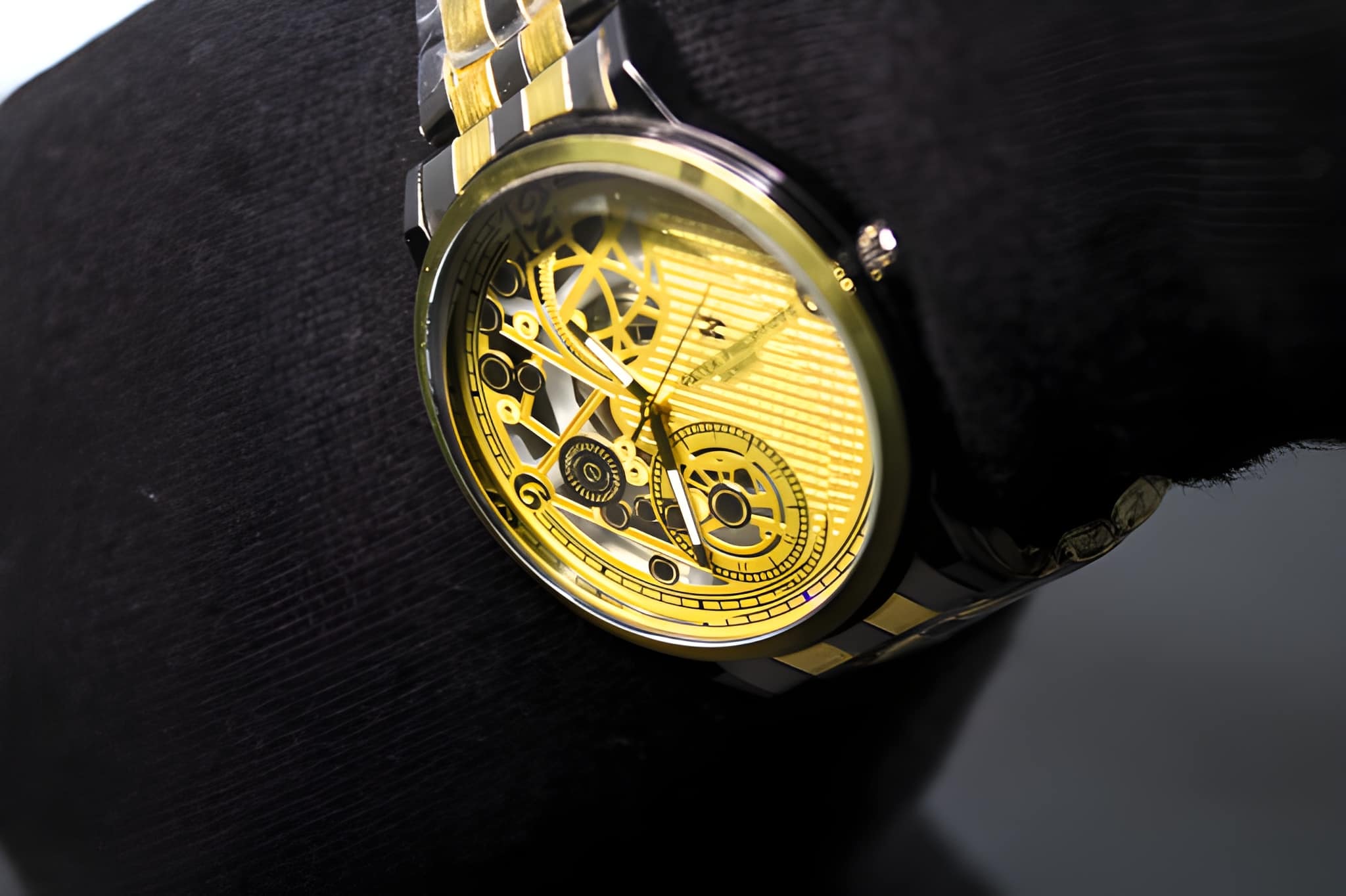 Premium Gold Skeleton Mechanical Style Watch for Men – Stainless Steel Strap, Luxury Open Dial Design